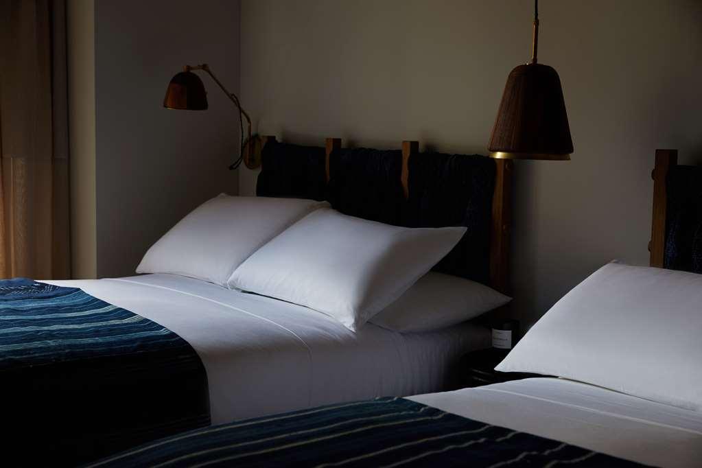 Made Hotel New York Bilik gambar